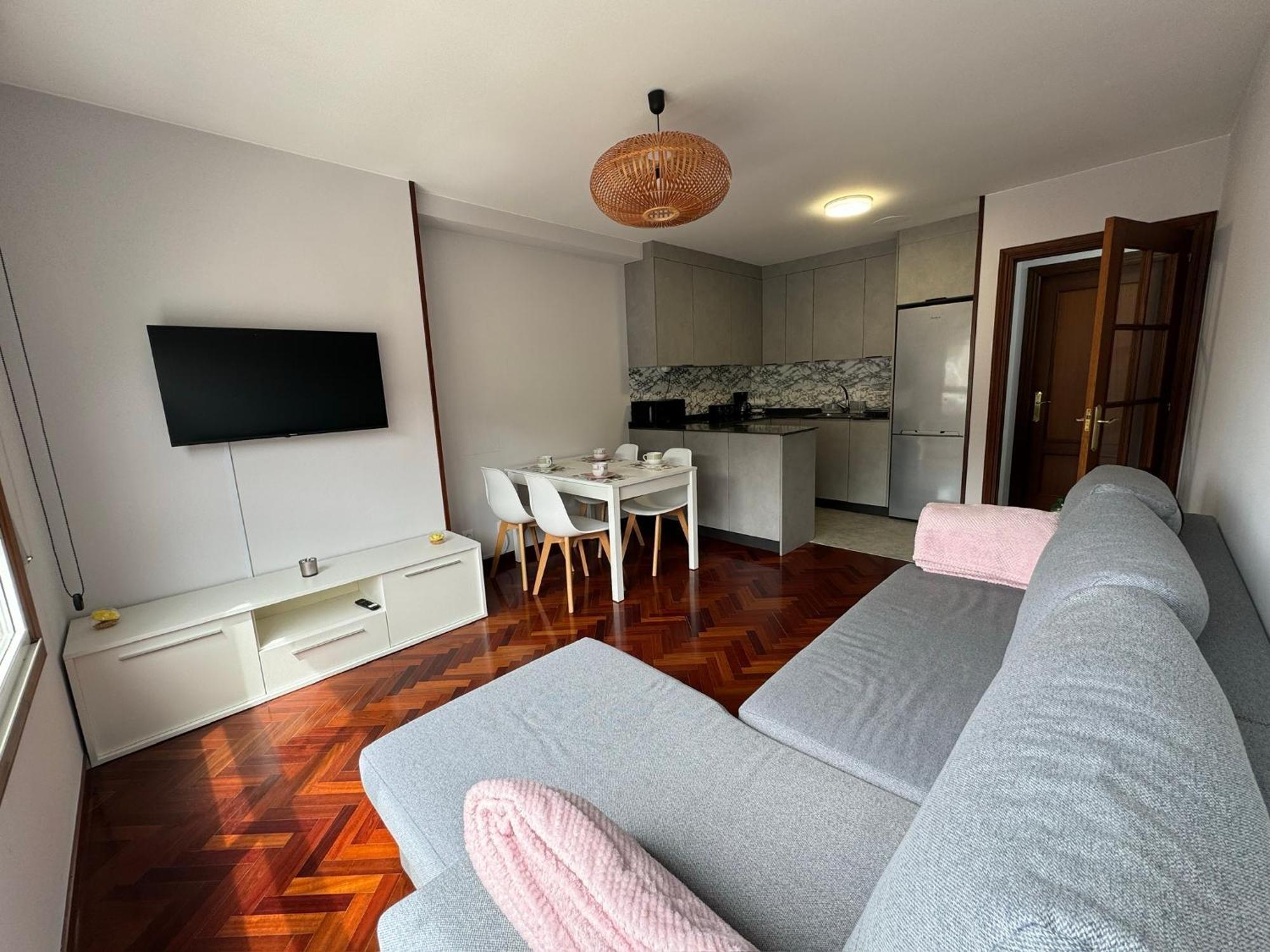 Apartamento A 5 Minutos Del Casco Historico Viveiro Bagian luar foto